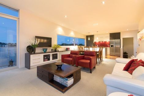 Photo of property in 10 Barrister Avenue, Mount Roskill, Auckland, 1042