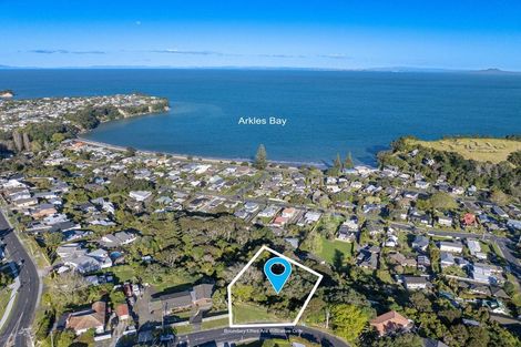 Photo of property in 6 Cochrane Avenue, Arkles Bay, Whangaparaoa, 0932