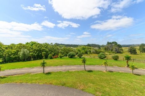 Photo of property in 260 State Highway 16, Kumeu, 0892