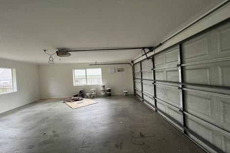 Photo of property in 55 Palmcrest Grove, Highland Park, Auckland, 2010