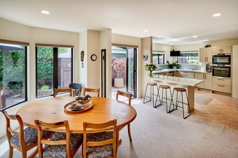 Photo of property in 2/139 Knights Road, Hutt Central, Lower Hutt, 5010