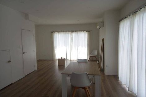Photo of property in 9a Poruru Close, Papakura, 2110
