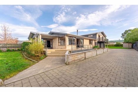 Photo of property in 12 Timaru Road, Waimate, 7924