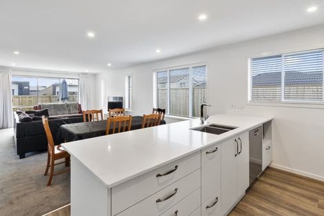 Photo of property in 4 Piripono Crescent, Pukekohe, 2120