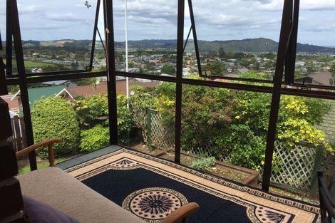 Photo of property in 10 Barclay Place, Te Kamo, Whangarei, 0112