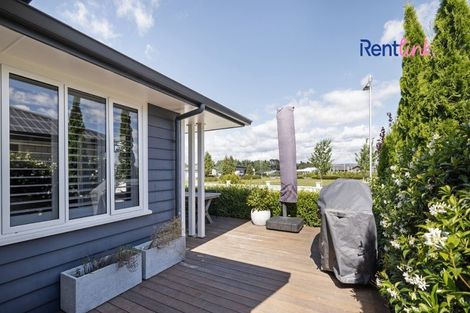 Photo of property in 17 Matepu Crescent, Pyes Pa, Tauranga, 3112