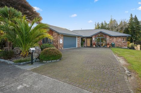 Photo of property in 6 Edward Payton Grove, Pukehangi, Rotorua, 3015