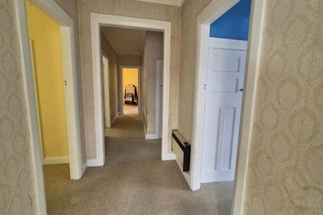 Photo of property in 27 Manapouri Crescent, Hokowhitu, Palmerston North, 4410