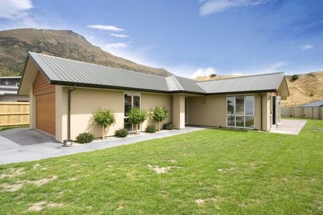 Photo of property in 47 Onslow Road, Lake Hayes, Queenstown, 9304