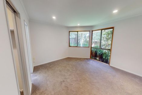 Photo of property in 34 Kilkenny Place, Fitzherbert, Palmerston North, 4410