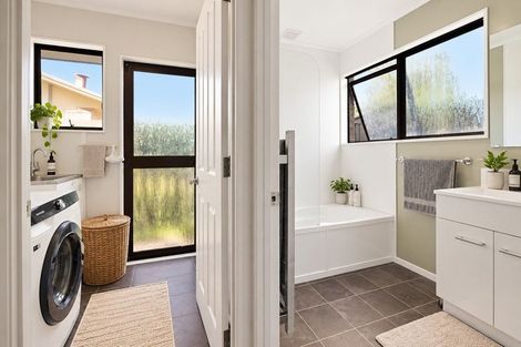 Photo of property in 77 Bureta Road, Otumoetai, Tauranga, 3110