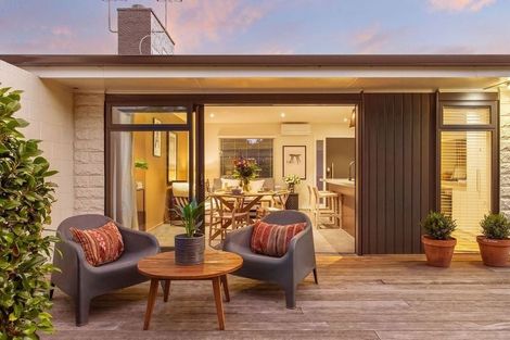 Photo of property in 1/46 Thornycroft Street, Fendalton, Christchurch, 8052