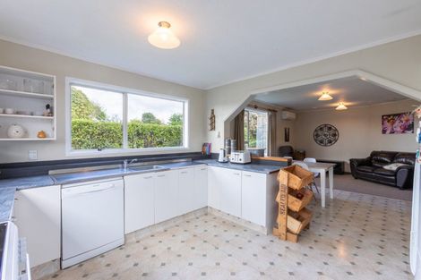 Photo of property in 18 Cadman Street, Dannevirke, 4930