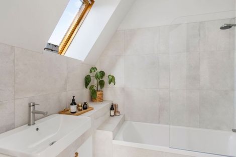 Photo of property in 22/15 Peterborough Street, Christchurch Central, Christchurch, 8013