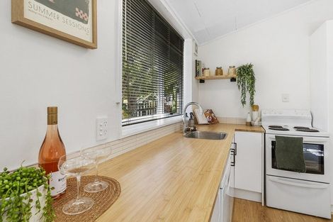 Photo of property in 21a Omapere Street, Whitby, Porirua, 5024