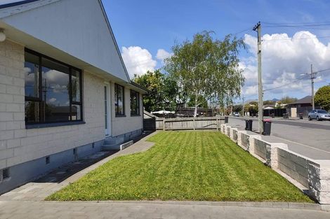 Photo of property in 122 Bower Avenue, New Brighton, Christchurch, 8083