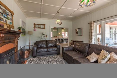 Photo of property in 10 Miller Street, Otane, 4202