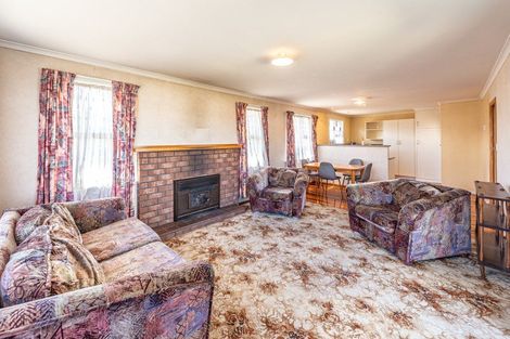 Photo of property in 6 Omori Place, Castlecliff, Whanganui, 4501