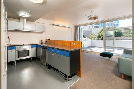 Photo of property in St Pauls Apartments, 4/43 Mulgrave Street, Thorndon, Wellington, 6011