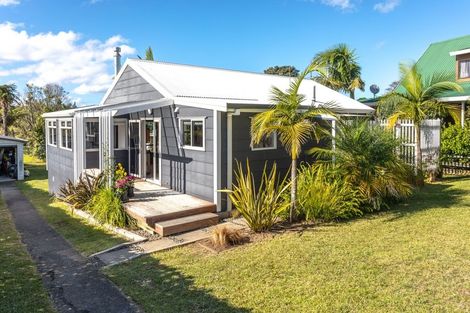 Photo of property in 298 Main Sh25 Road, Tairua, 3508