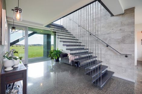 Photo of property in 89 Sunrise Drive, Seaward Bush, Invercargill, 9812