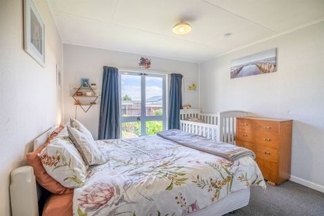 Photo of property in 246f Marine Parade, Bluff, 9814