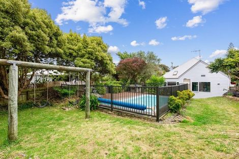 Photo of property in 39 Dale Road, Raumati South, Paraparaumu, 5032