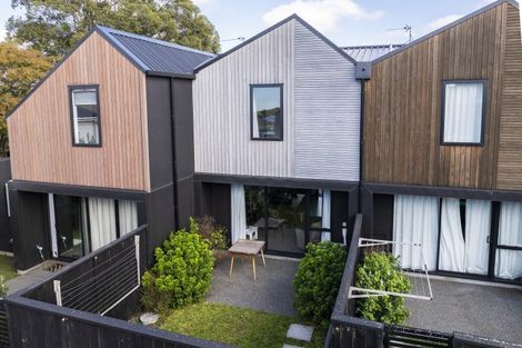 Photo of property in 5/6 Trent Street, Linwood, Christchurch, 8011