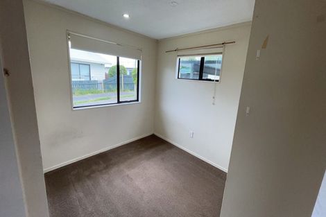 Photo of property in 1/77 Redcrest Avenue, Red Hill, Papakura, 2110