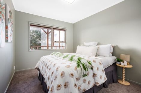 Photo of property in 4 Te Kura Road, Pukerua Bay, 5026