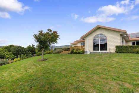 Photo of property in 85 Emerald Hill Drive, Birchville, Upper Hutt, 5018