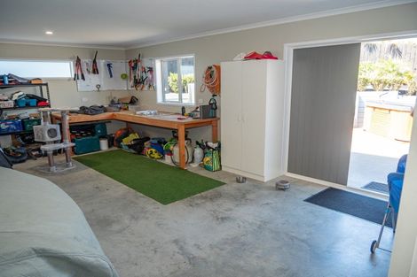 Photo of property in 11 Midgard Road, Coopers Beach, 0420