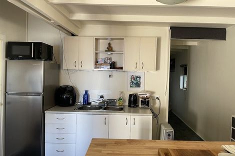 Photo of property in 49 Howard Road, Orere Point, Papakura, 2585