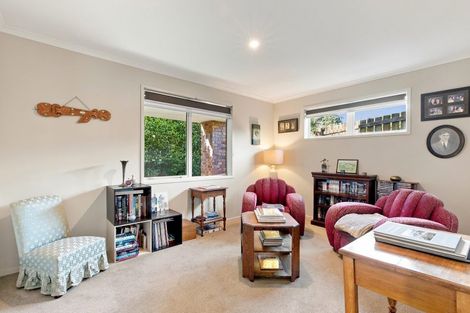 Photo of property in 34 Waikite Road, Welcome Bay, Tauranga, 3112
