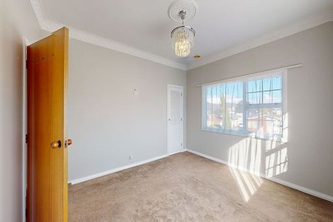 Photo of property in 49 Kings Crescent, Hutt Central, Lower Hutt, 5010