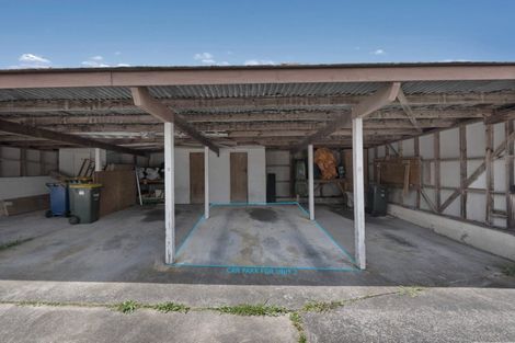 Photo of property in 2/1 Ribblesdale Road, Henderson, Auckland, 0612