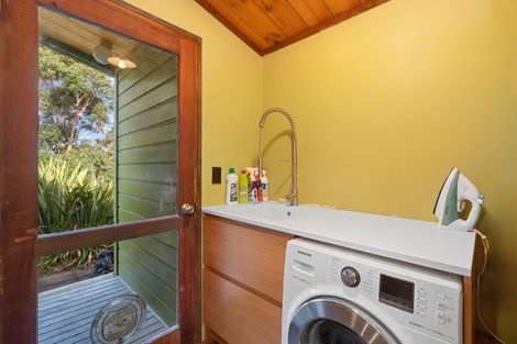 Photo of property in 35 Old Coach Road South, Otaki Beach, Otaki, 5512