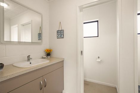 Photo of property in 81 Catherine Crescent, Whitianga, 3510