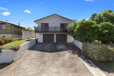 Photo of property in 24 Lachlan Drive, Dinsdale, Hamilton, 3204