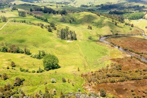 Photo of property in 15 Karuhiruhi Road, Oue, Kaikohe, 0473