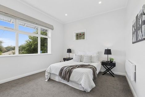 Photo of property in 17 Garfield Street, Brooklyn, Wellington, 6021