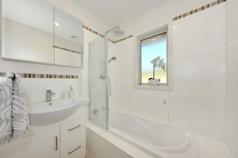 Photo of property in 19 Palmside Street, Somerfield, Christchurch, 8024