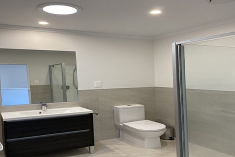 Photo of property in 36 Owen Chapman Drive, Red Beach, 0932