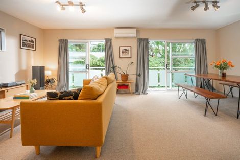 Photo of property in 33 Delhi Crescent, Khandallah, Wellington, 6035