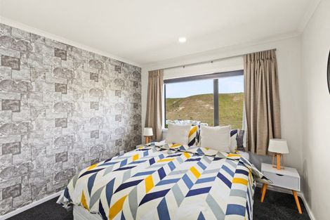 Photo of property in 32 Quarry Ridge, Poraiti, Napier, 4182