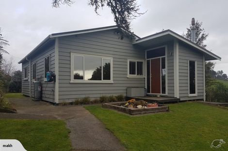 Photo of property in 709 Kelly Road, Lepperton, New Plymouth, 4373