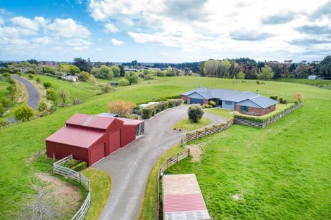 Photo of property in 31 Briarwood Road, Kelvin Grove, Palmerston North, 4470
