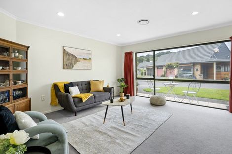 Photo of property in Redwood Village, 65/42 Main Road, Tawa, Wellington, 5028