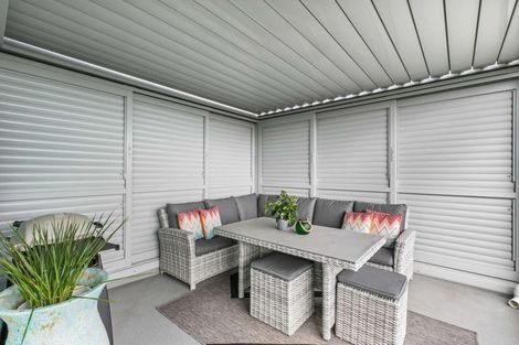 Photo of property in 1b Evans Road, Papamoa Beach, Papamoa, 3118