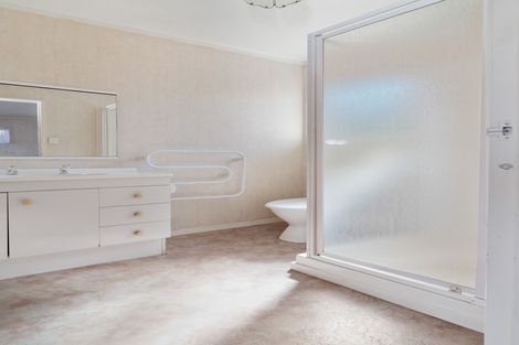 Photo of property in 10a Holland Street, Glenholme, Rotorua, 3010